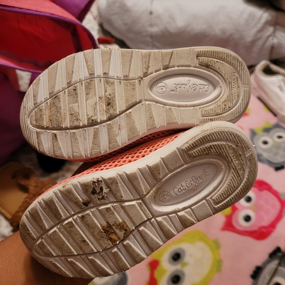 Swim shoes